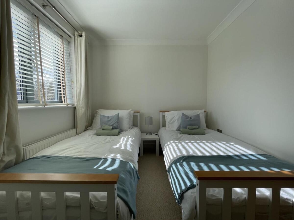 Comfortable Home W Private Parking Charlestown Charlestown  Dış mekan fotoğraf