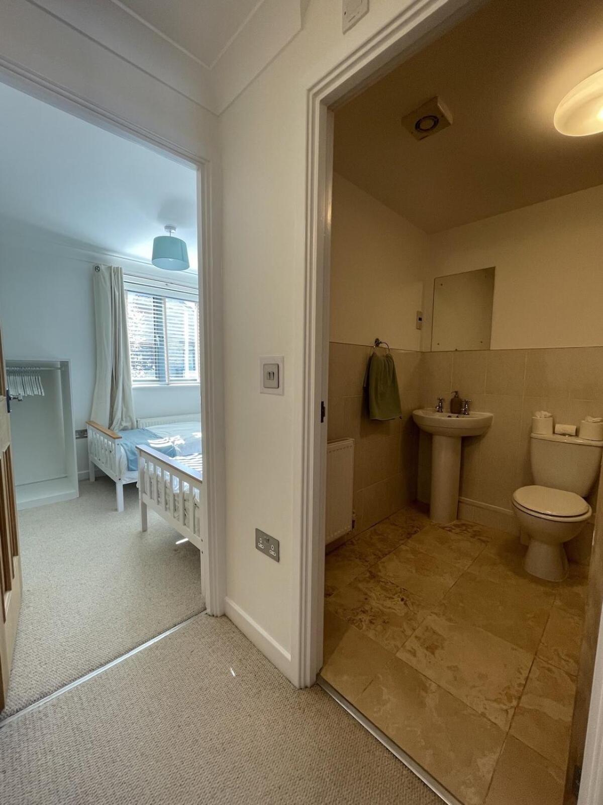 Comfortable Home W Private Parking Charlestown Charlestown  Dış mekan fotoğraf