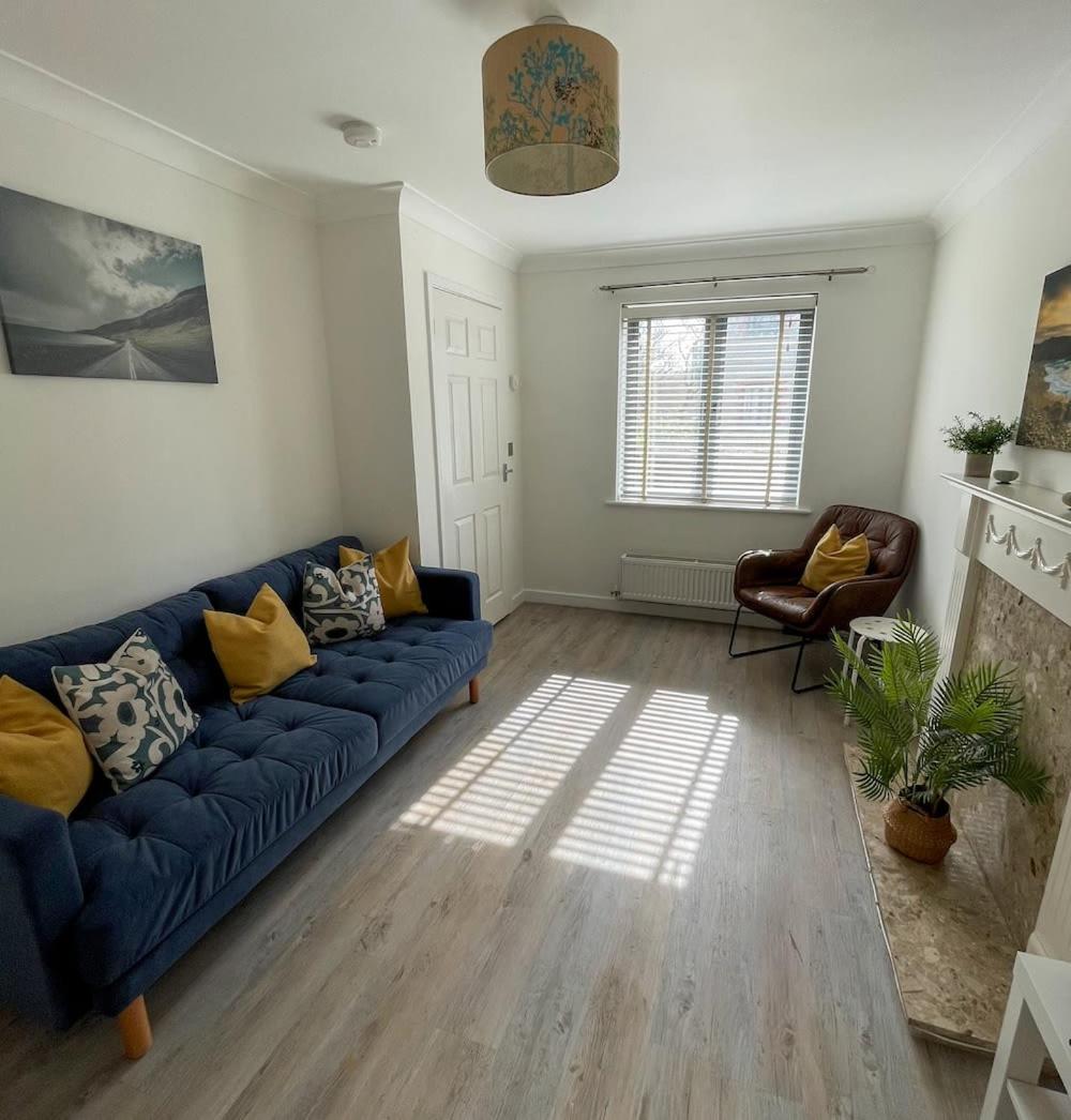 Comfortable Home W Private Parking Charlestown Charlestown  Dış mekan fotoğraf