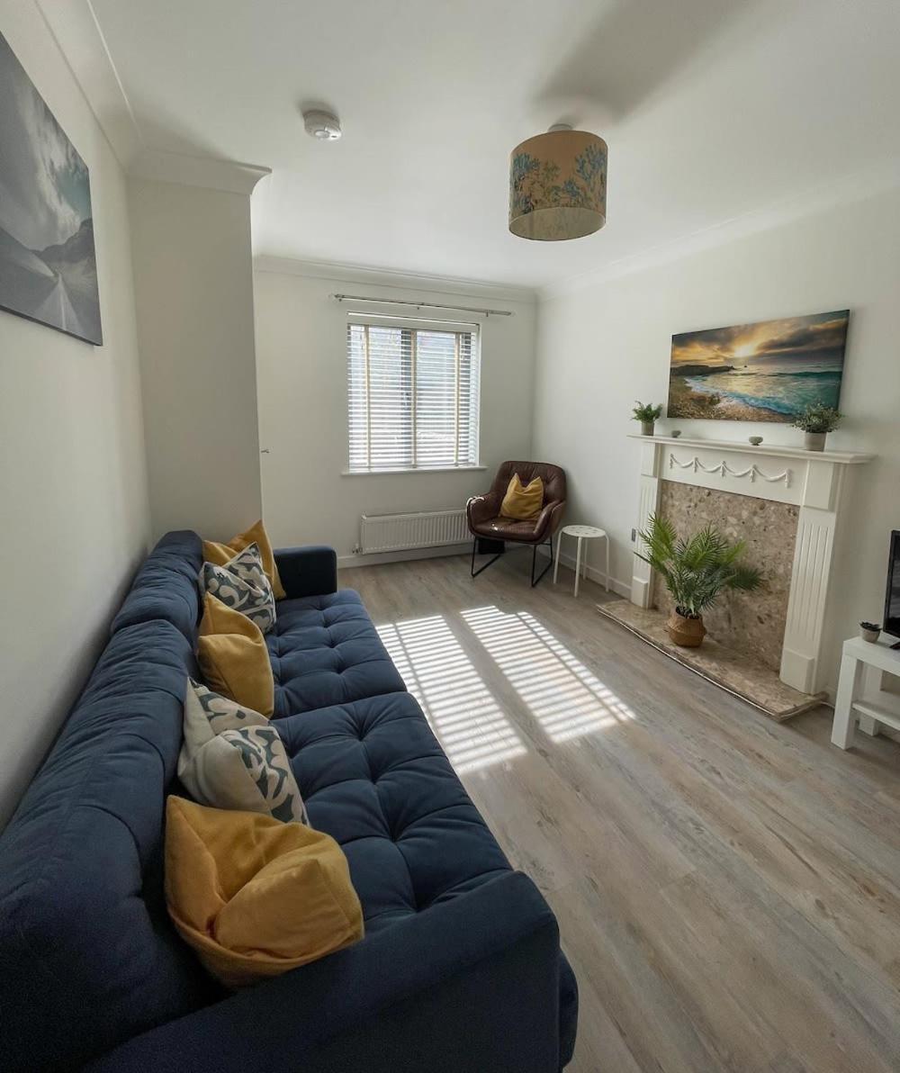 Comfortable Home W Private Parking Charlestown Charlestown  Dış mekan fotoğraf